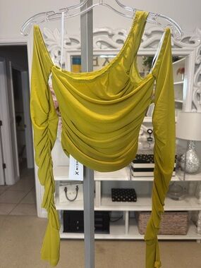 Shein Chartreuse Off The Shoulder, Long Sleeve Top S (similar top)